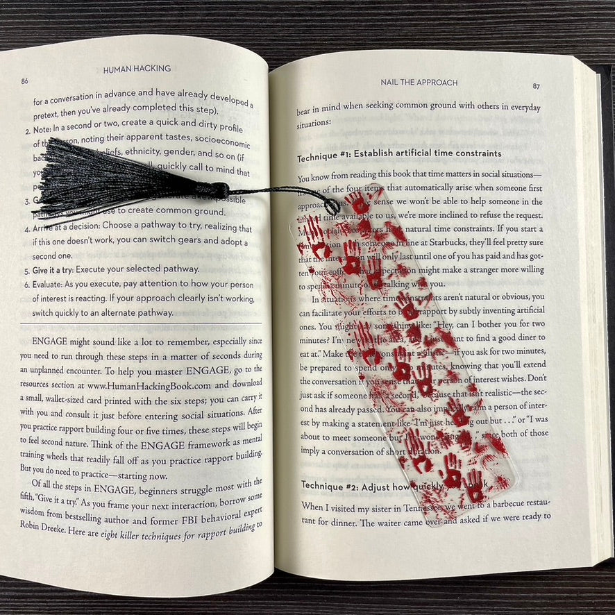Killer Read Bookmark – Bloody Handprints for Thriller, Mystery & Crime Book Lovers | Creepy Gift for Readers Who Love a Plot Twist