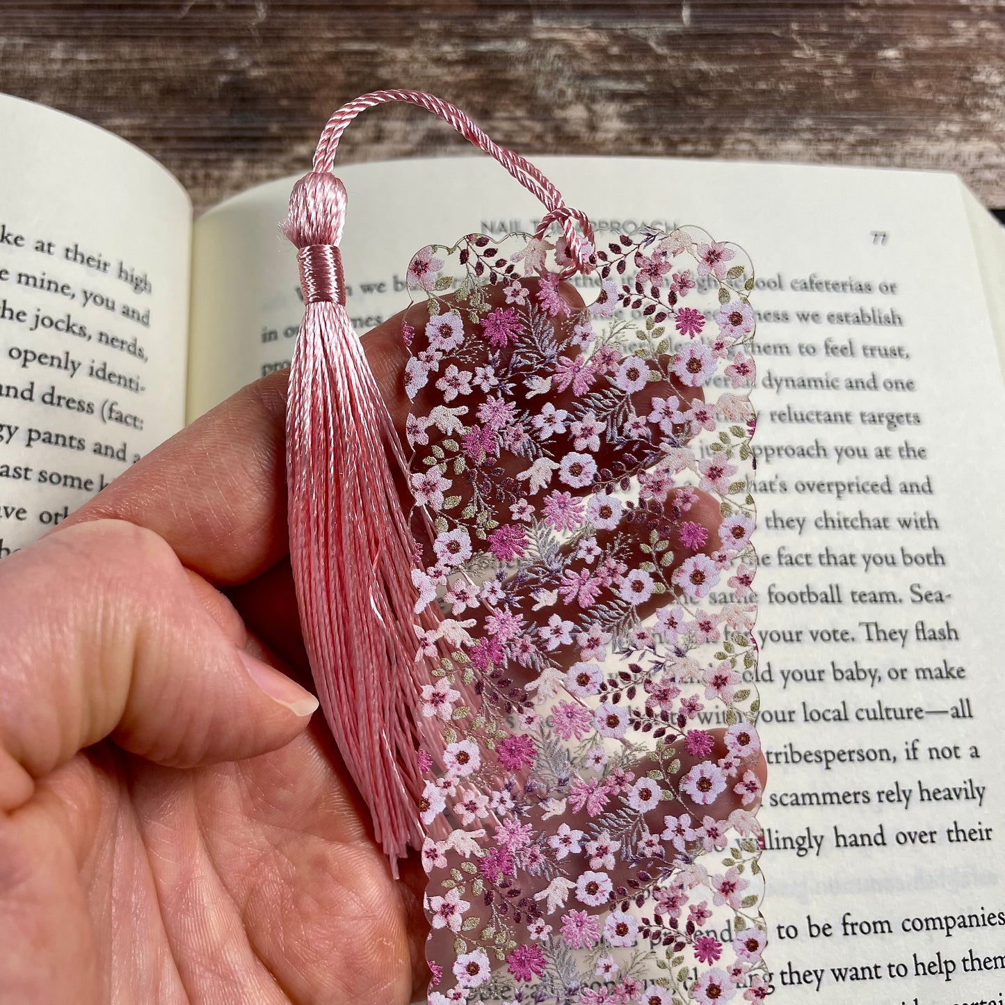 Pink Floral Acrylic Bookmark with Scalloped Edges | Gift for Book Lovers & Her | Mother's Day Gift