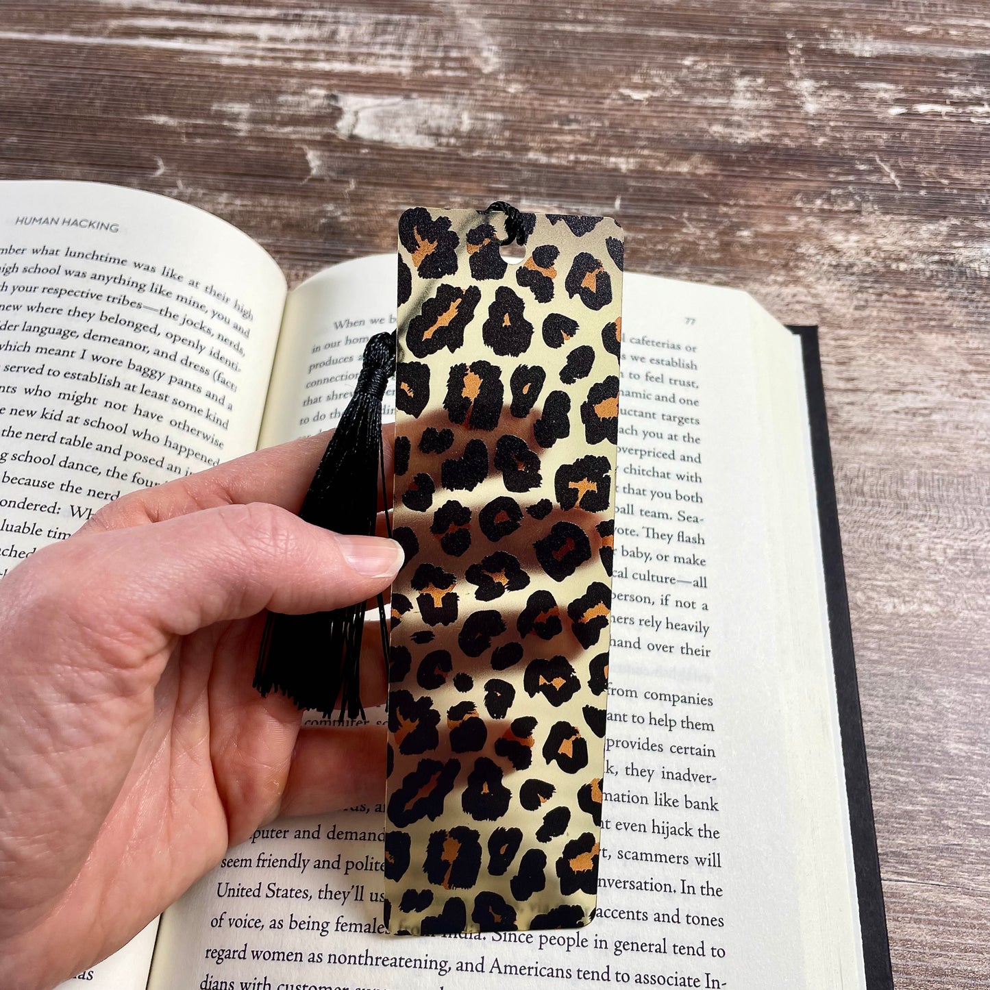Leopard Print Acrylic Bookmark – Cute Book Lover Gift – Stylish Reading Tracker