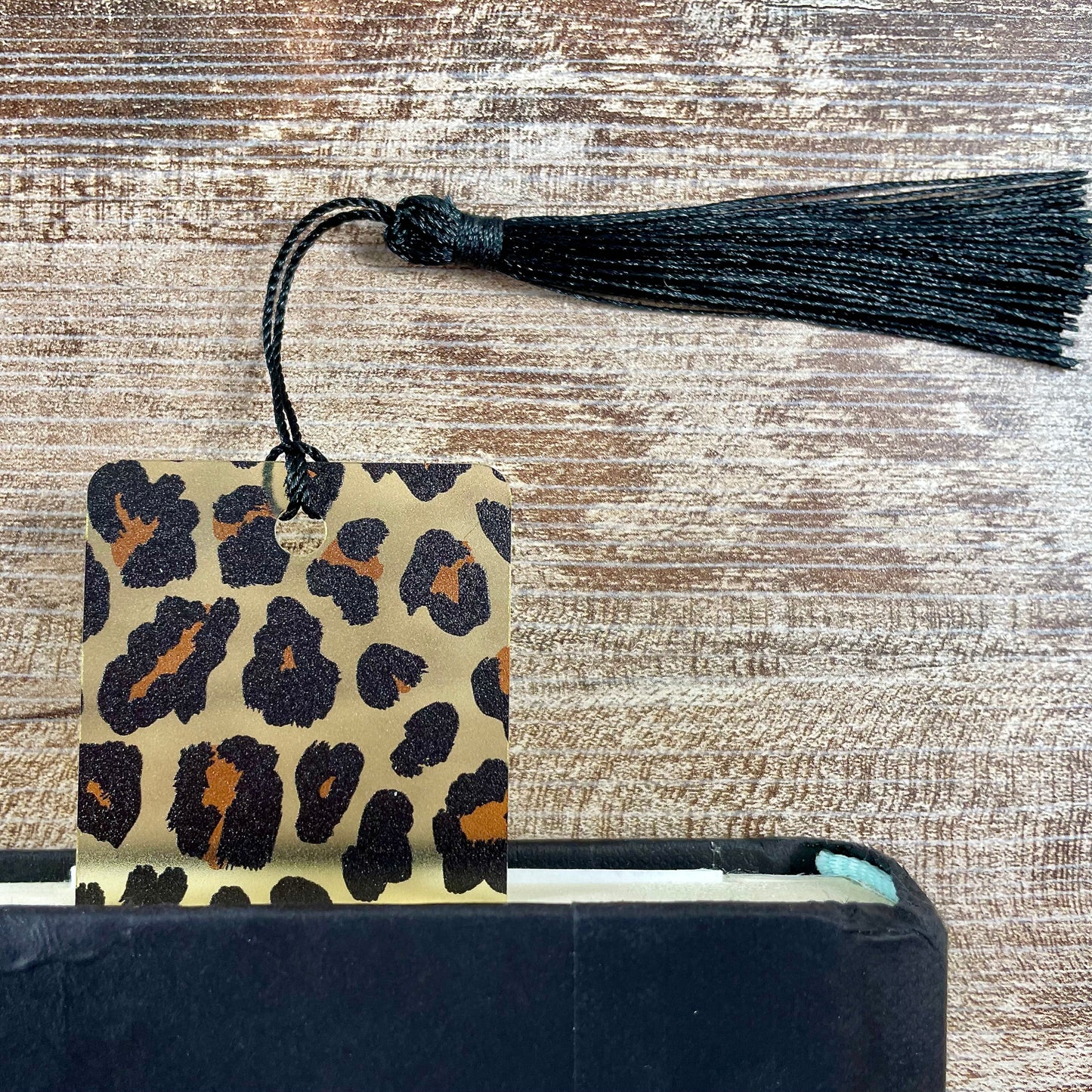 Leopard Print Acrylic Bookmark – Cute Book Lover Gift – Stylish Reading Tracker