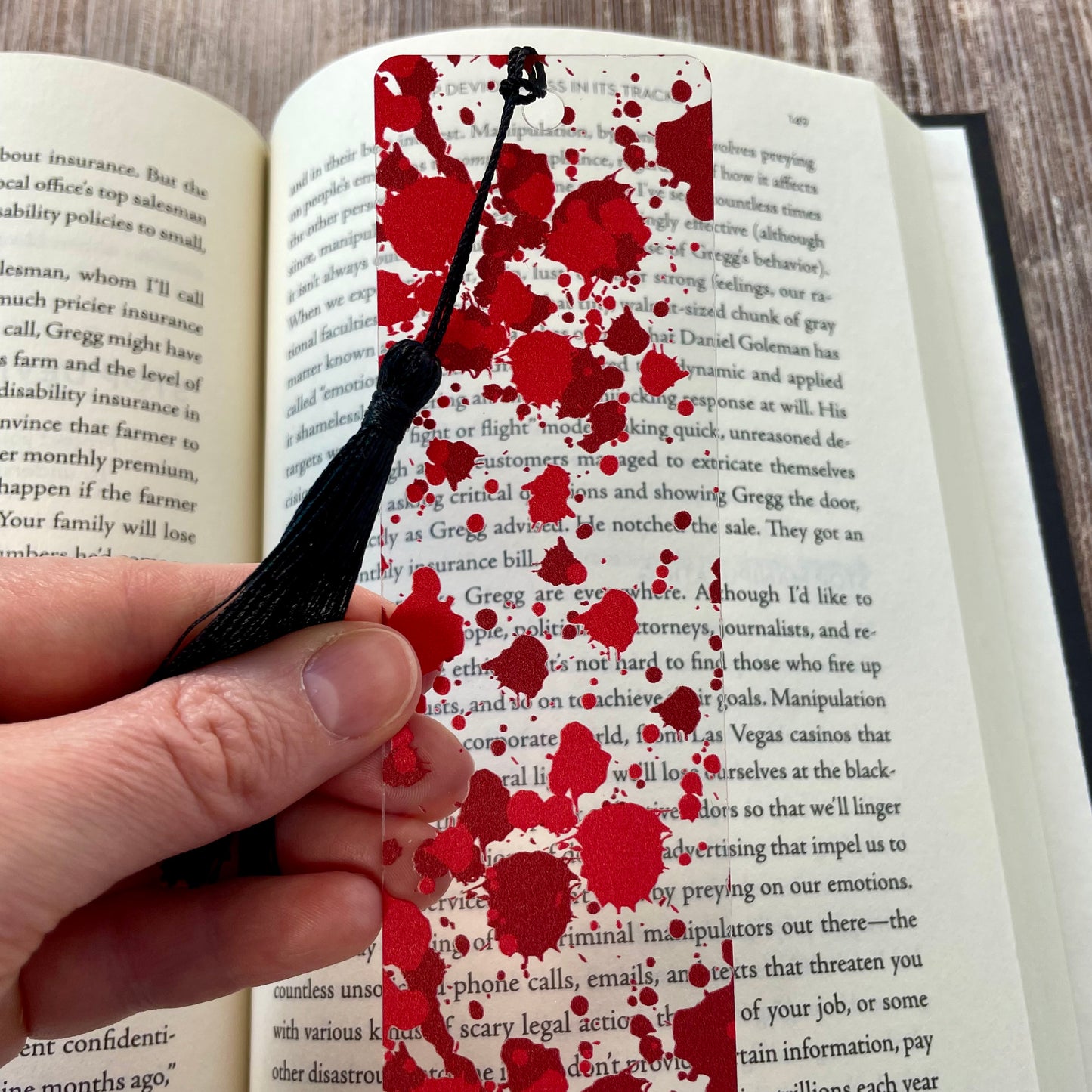 Blood Splatter Bookmark – True Crime Thriller Gift for Mystery Readers | Creepy Horror Accessory for Book Lovers