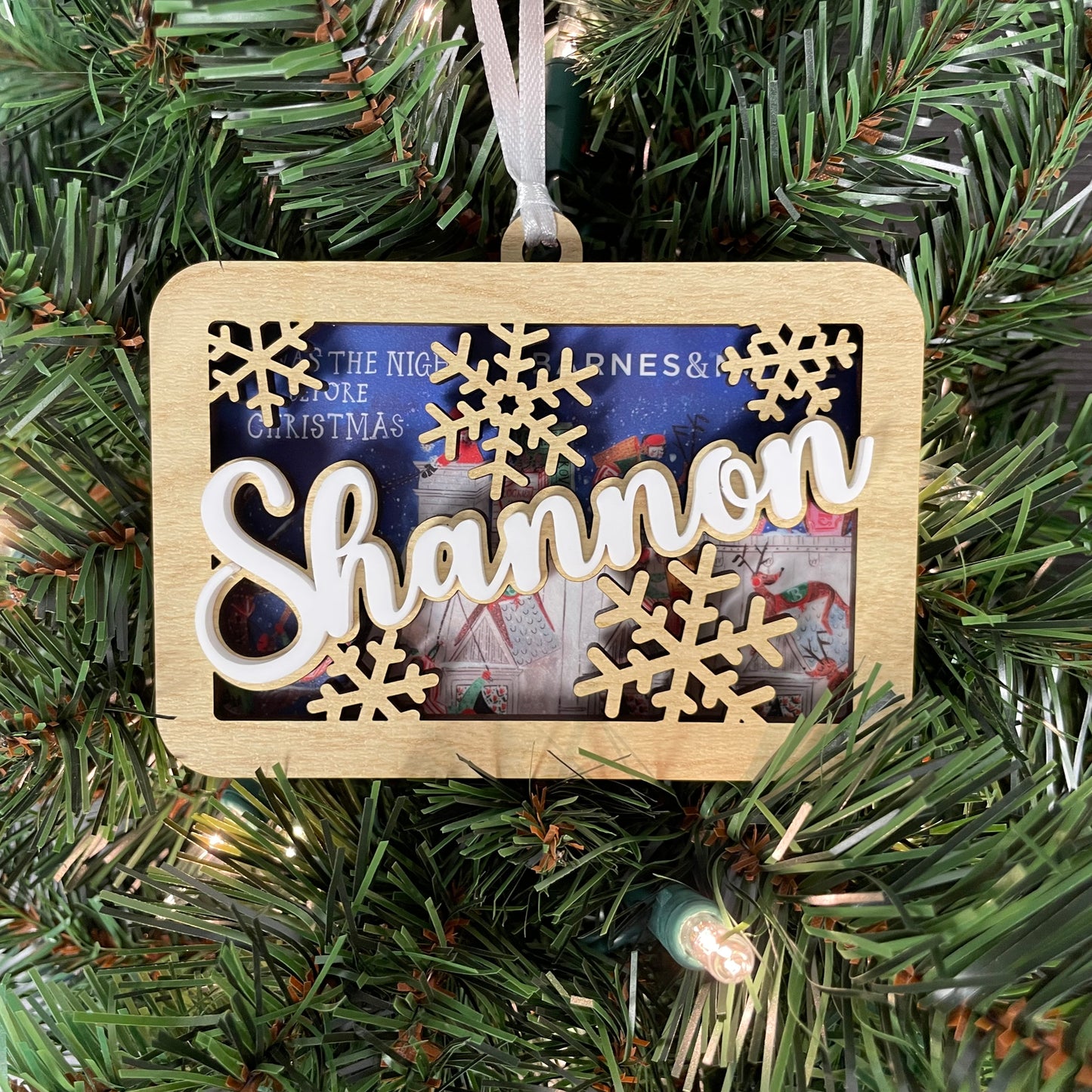 Personalized Christmas Ornament with Name β Custom Wood Snowflake Ornament β Holiday Gift for Kids, Family, Teacher, Stocking Stuffer