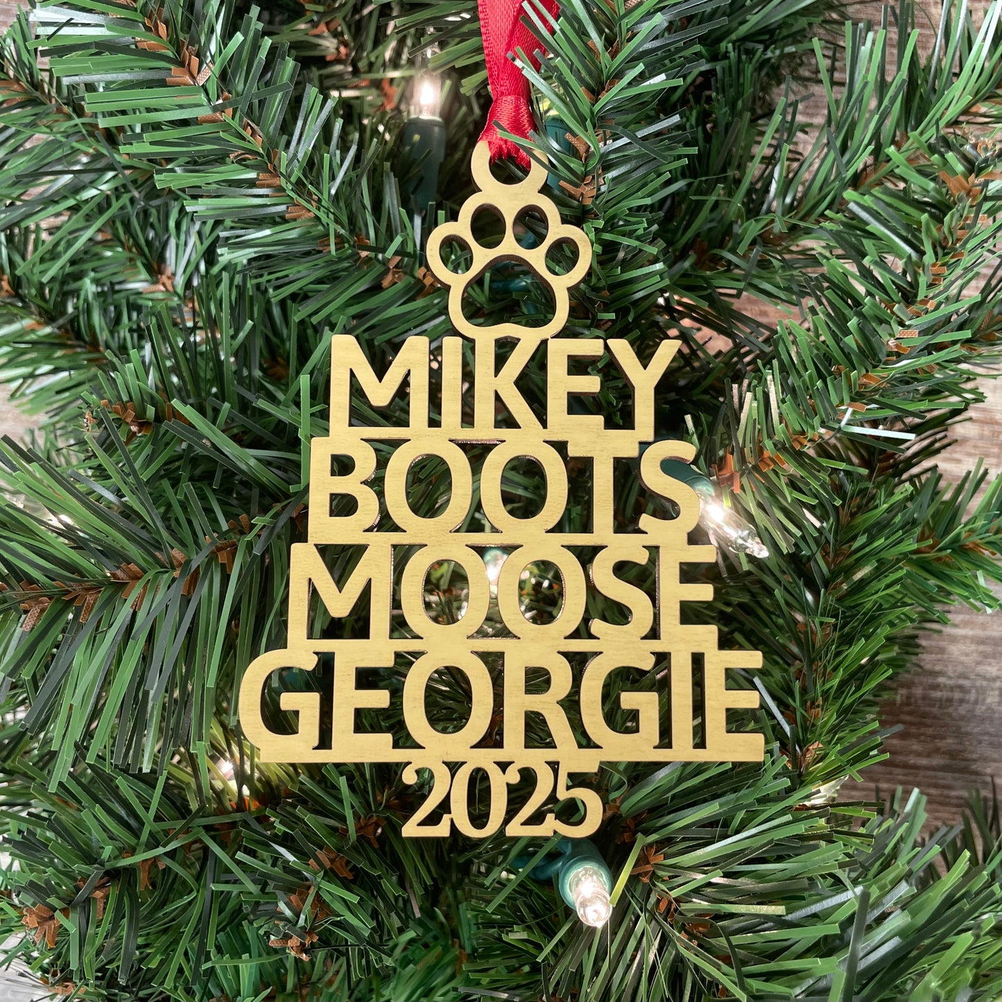 Personalized Family Name Christmas Ornament 2025: Custom Wood Tree Decoration