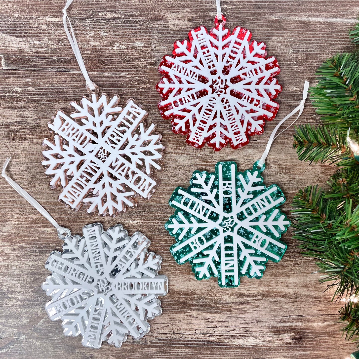 Personalized Snowflake Ornament 2025 – Custom Family Christmas Glitter or Mirror Decoration