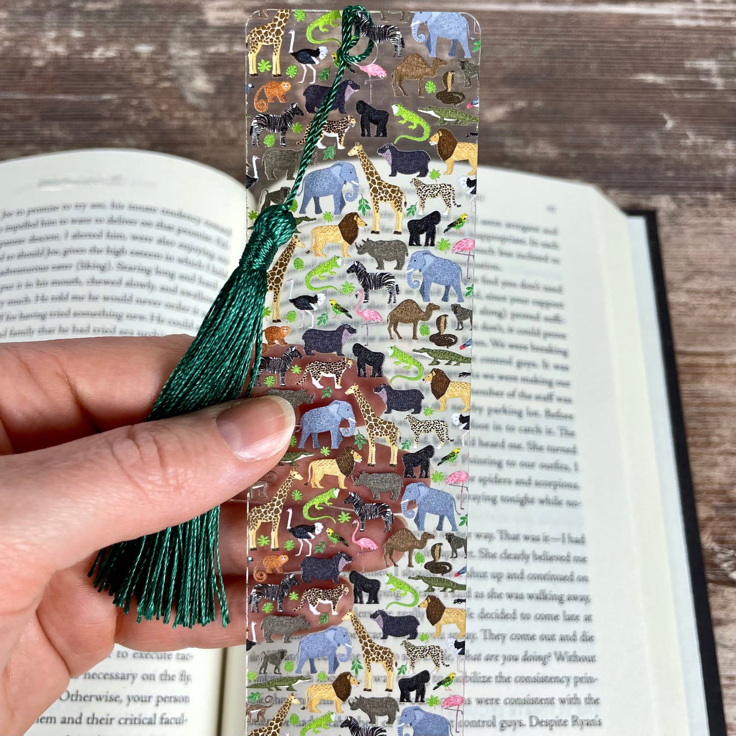 Zoo Animals Bookmark with Green Tassel – Fun Safari Jungle Gift for Readers, Kids, Teachers, Book Clubs