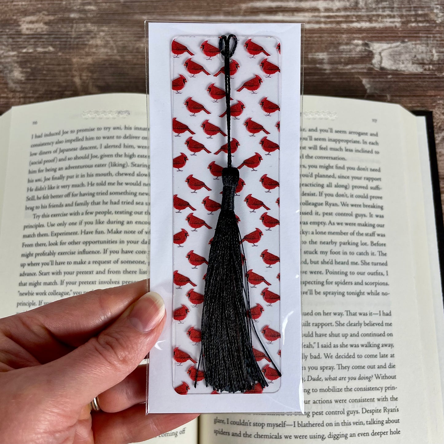 Cardinal Bookmark – Memorial Gift for Loss, Symbol of Comfort, Red Bird Bookmark for Bird Lovers, Nature Fans, or Sports Supporters