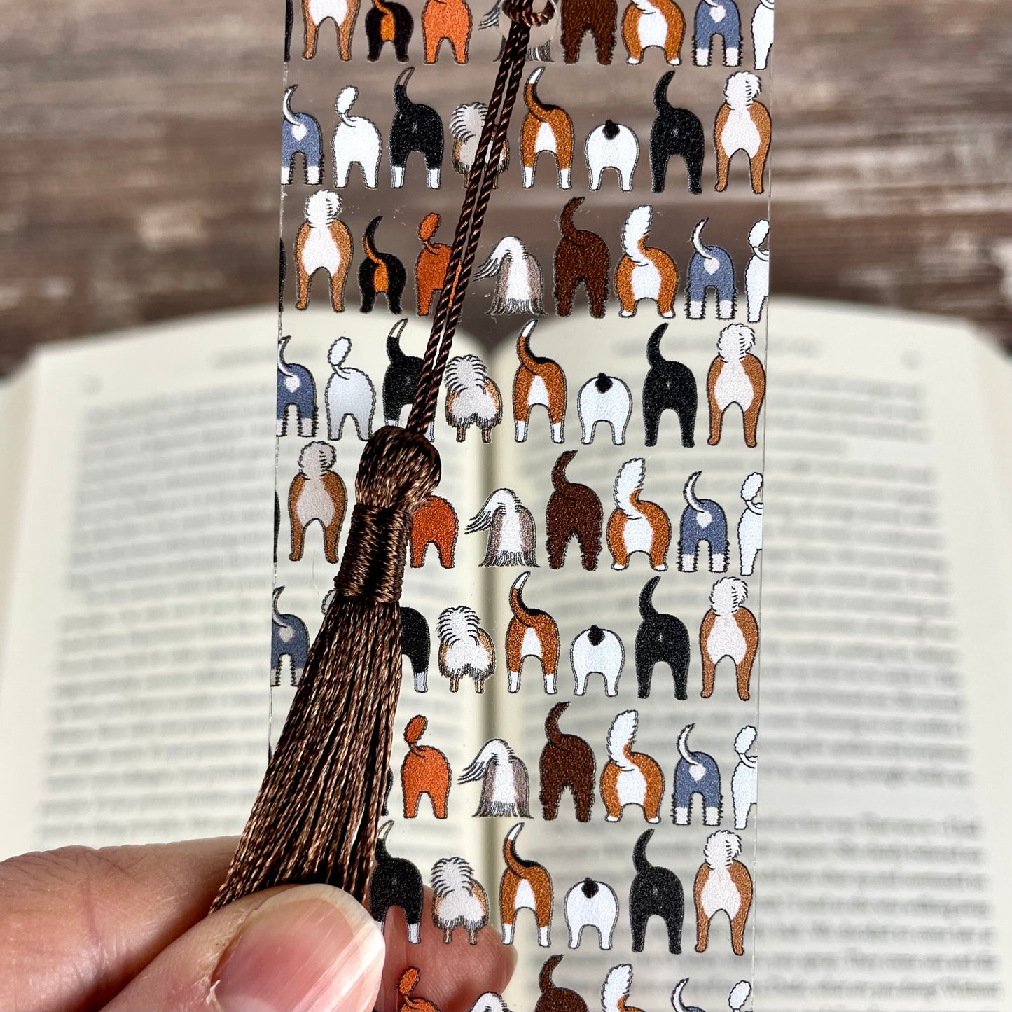 Funny Dog Butt Bookmark – Weird Gift for Dog Lovers, Bookworms, and Pet Parents – Clear, Durable, and Hilariously Cheeky