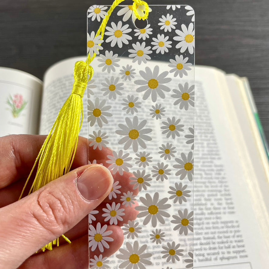 Daisy Bookmark with Tassel | Minimal Floral Bookmark for Her | Book Lover Gift | White & Yellow Flower Reading Accessory