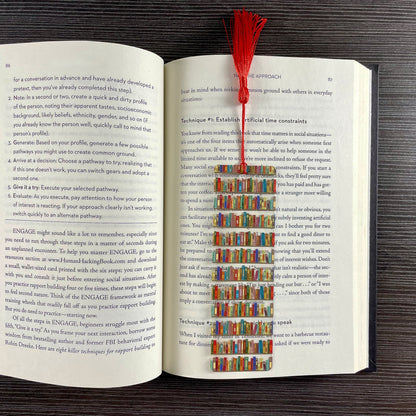 Bookshelf Bookmark – Gift for Teachers, Librarians & Book Lovers | Reading Accessory with Stacked Books Design