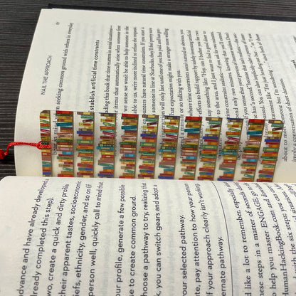 Bookshelf Bookmark – Gift for Teachers, Librarians & Book Lovers | Reading Accessory with Stacked Books Design