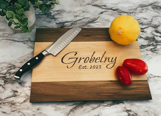 Personalized Engraved Cutting Board - Walnut / Hard Maple / Walnut