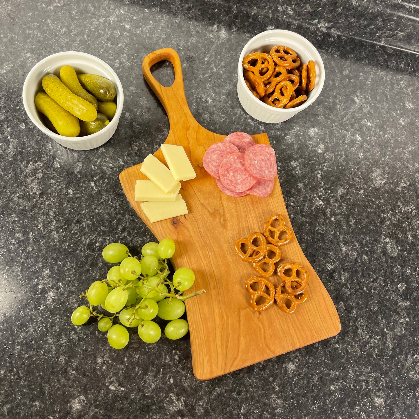 Wood Cutting Board with Handle | Serving Tray