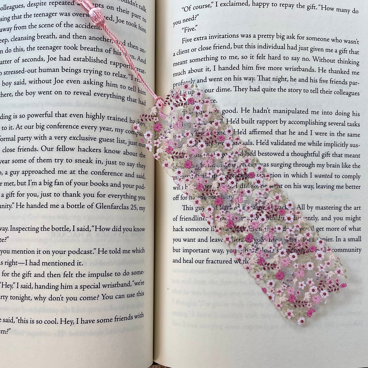 Pink Floral Acrylic Bookmark with Scalloped Edges | Gift for Book Lovers & Her | Mother's Day Gift