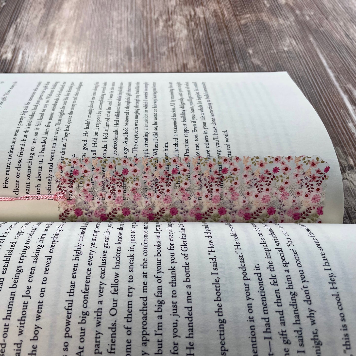 Pink Floral Acrylic Bookmark with Scalloped Edges | Gift for Book Lovers & Her | Mother's Day Gift