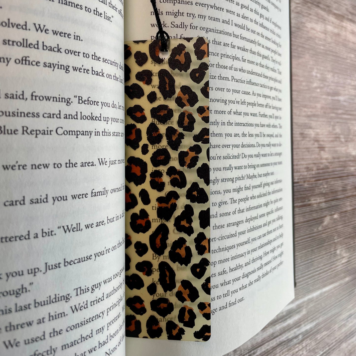 Leopard Print Acrylic Bookmark – Cute Book Lover Gift – Stylish Reading Tracker