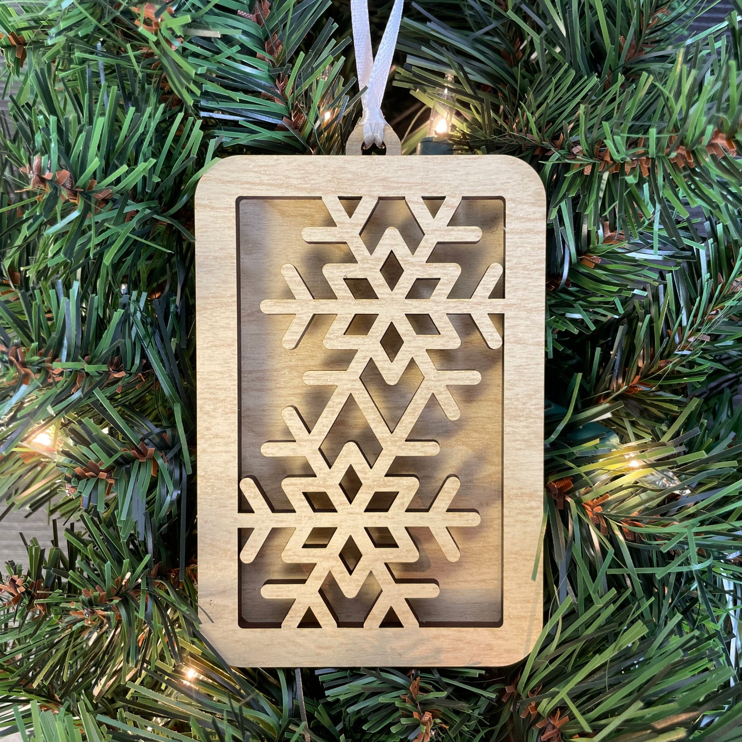 Christmas Ornament Gift Card Holder – Wooden Holiday Ornament for Gift Cards – Unique Stocking Stuffer, Teacher Gift, Secret Santa Idea