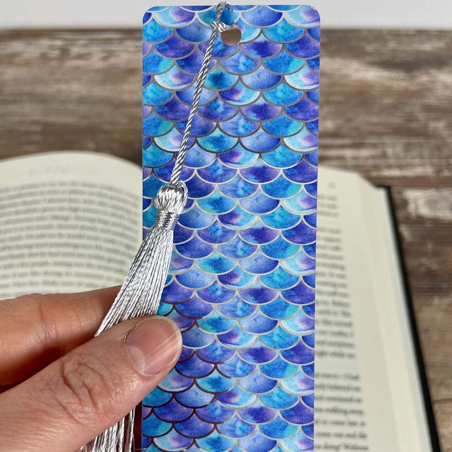 Mermaid Bookmark – Blue Mermaid Tail Gift for Girls, Ocean Aesthetic Bookmark, Fantasy Book Lover Gift, Beachy Reader Accessory