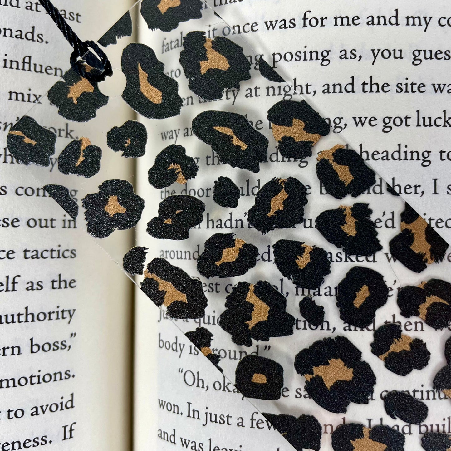 Leopard Bookmark – Chic Gift for Her, Animal Print Accessory for Book Lovers, Neutral Girl Aesthetic, Bold Stocking Stuffer Idea
