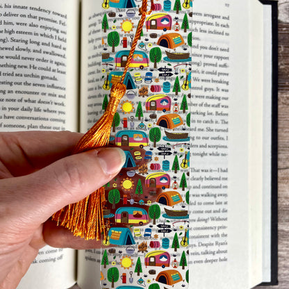 Camping Bookmark – Happy Camper Gift – Colorful Summer Bookmark for Readers – Nature Lover Gift – Outdoor Reading Accessory