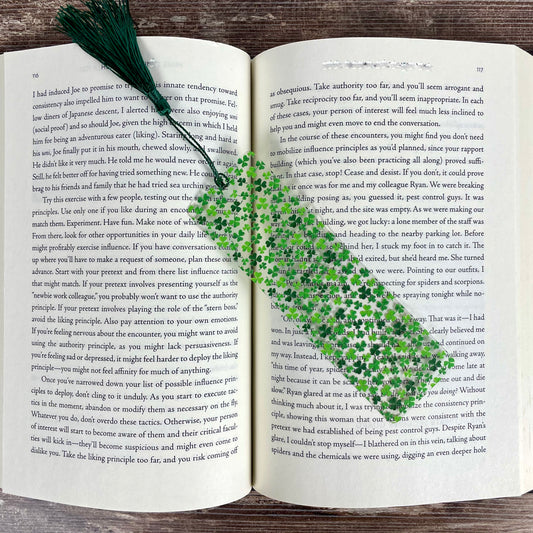 Shamrock Bookmark – Lucky Clover Gift – St. Patrick’s Day Bookmark – Green Botanical Bookmark – Gift for Readers