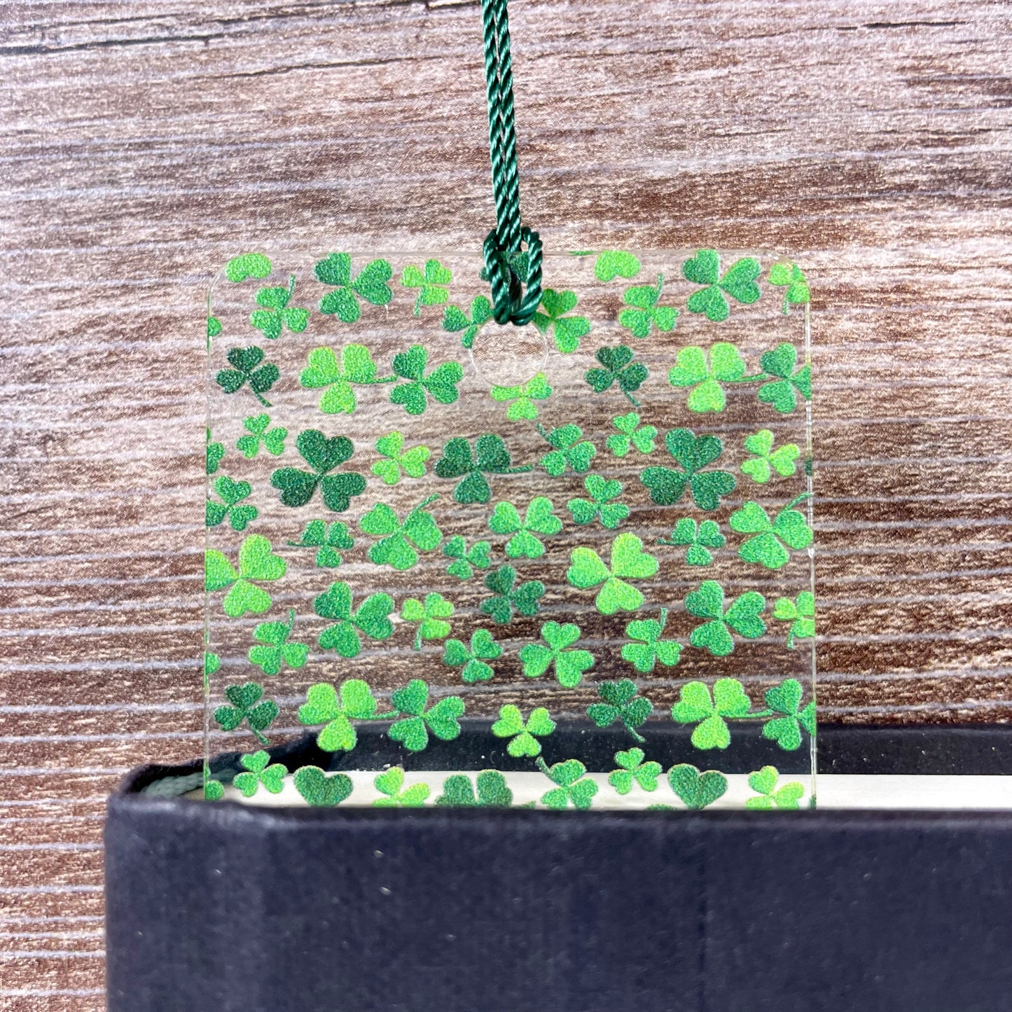 Shamrock Bookmark – Lucky Clover Gift – St. Patrick’s Day Bookmark – Green Botanical Bookmark – Gift for Readers