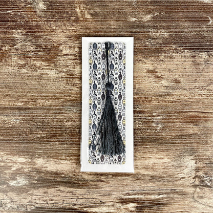 Funny Cat Butt Bookmark – Weird Gift for Cat Lovers, Bookworms, and Crazy Cat Ladies – Clear, Flexible, and Hilarious Bookmark