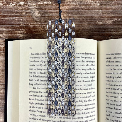 Funny Cat Butt Bookmark – Weird Gift for Cat Lovers, Bookworms, and Crazy Cat Ladies – Clear, Flexible, and Hilarious Bookmark