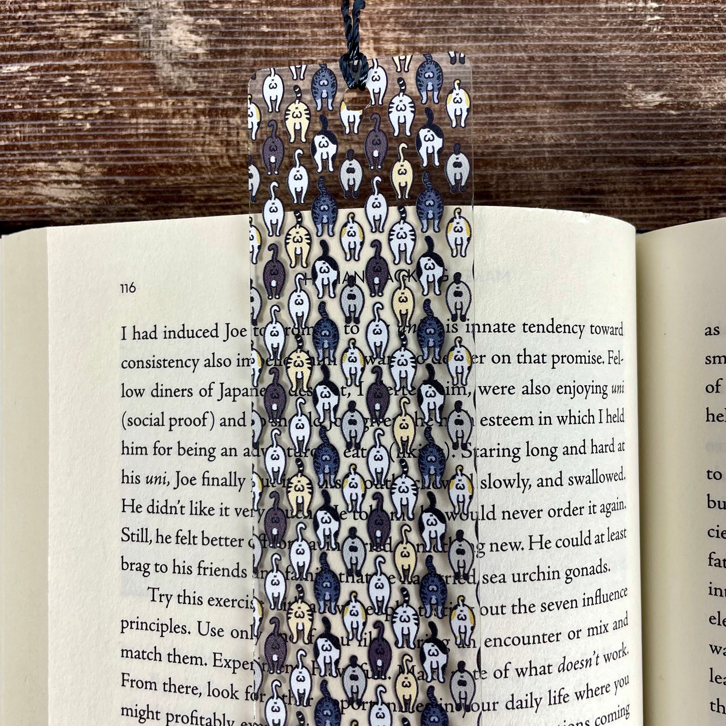 Funny Cat Butt Bookmark – Weird Gift for Cat Lovers, Bookworms, and Crazy Cat Ladies – Clear, Flexible, and Hilarious Bookmark