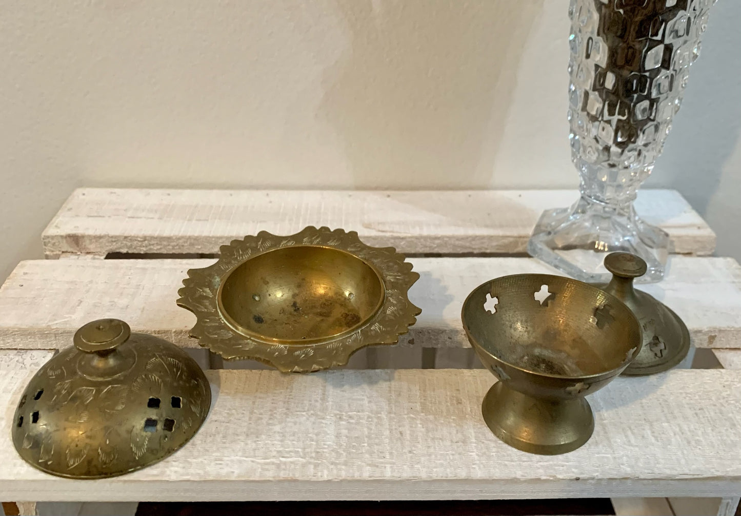 Funny Dog Butt Bookmark – Weird Gift for Dog Lovers, Bookworms, and Pet Parents – Clear, Durable, and Hilariously Cheeky