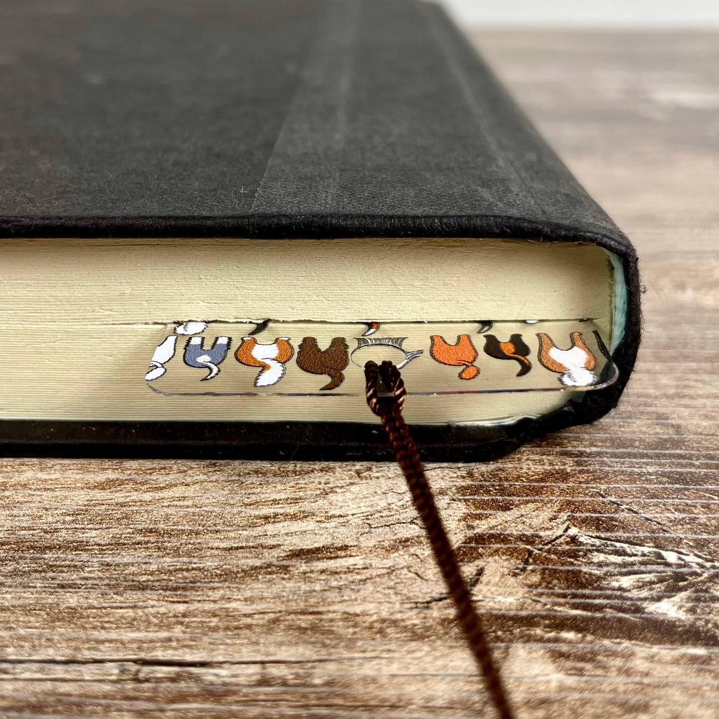 Funny Dog Butt Bookmark – Weird Gift for Dog Lovers, Bookworms, and Pet Parents – Clear, Durable, and Hilariously Cheeky