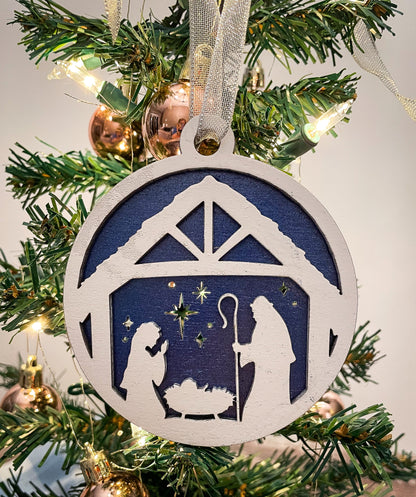 Nativity Scene Ornament – Christmas Tree Decoration Available in Two Colors, Perfect for Holiday Gifts and Seasonal Decor