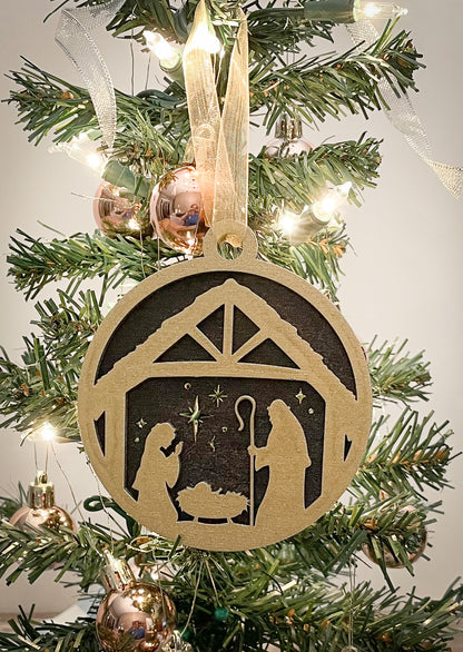 Nativity Scene Ornament – Christmas Tree Decoration Available in Two Colors, Perfect for Holiday Gifts and Seasonal Decor
