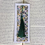 Safari Animal Bookmark Makes a Teacher Gift or Classroom Prize for Young Readers, Book Lovers and Zoo or Wildlife Fans