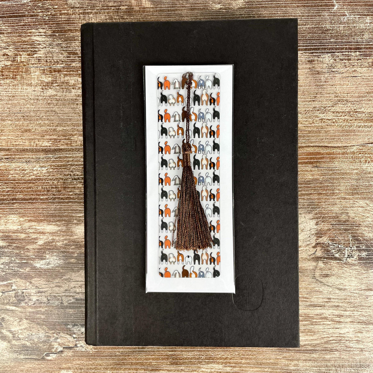 Funny Dog Butt Bookmark – Weird Gift for Dog Lovers, Bookworms, and Pet Parents
