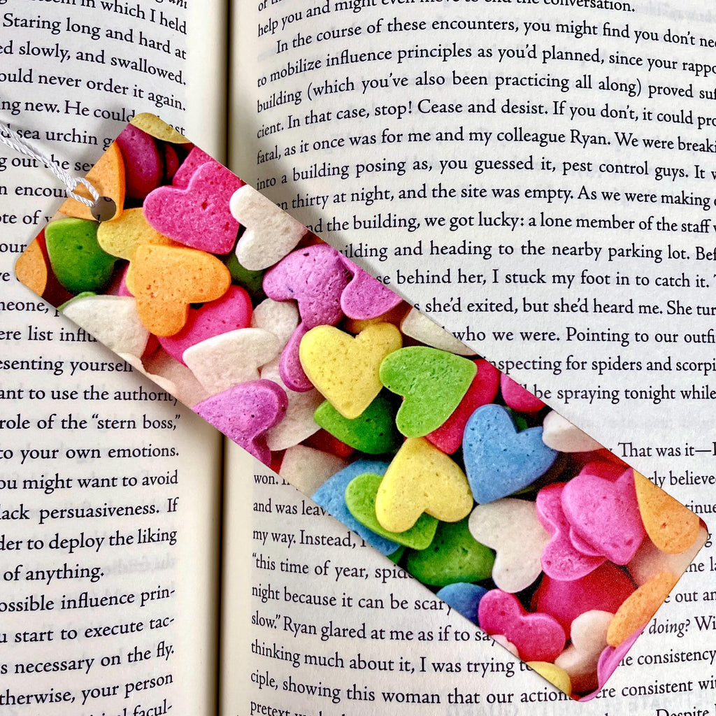 Candy Heart Bookmark Makes a Valentine’s Day Gift for Book Lovers or a Cute Teacher Gift for Students and Young Readers