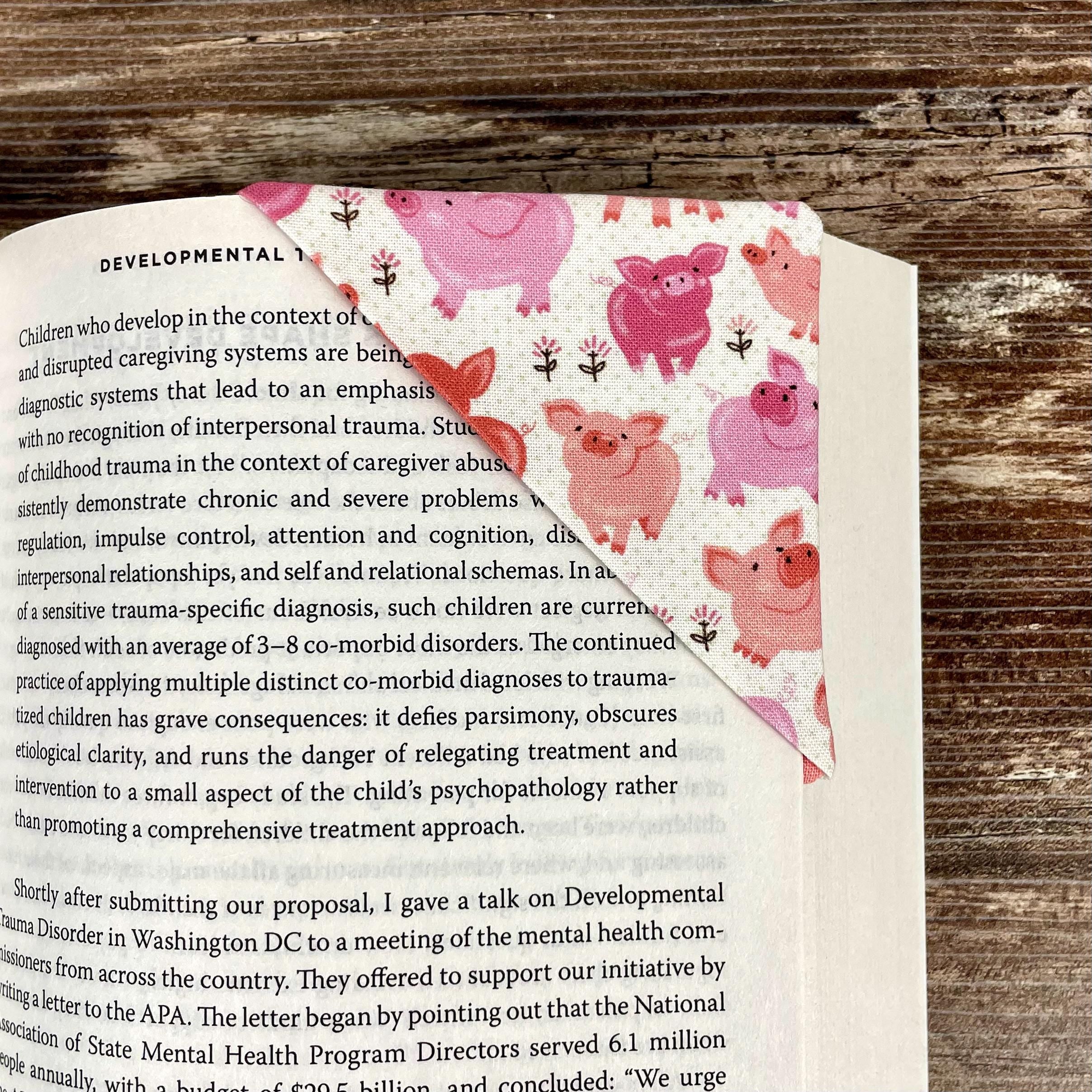 Pig Bookmark for Pig Lovers Makes a Fun Birthday Gift, Secret Santa Gift or Stocking Stuffer