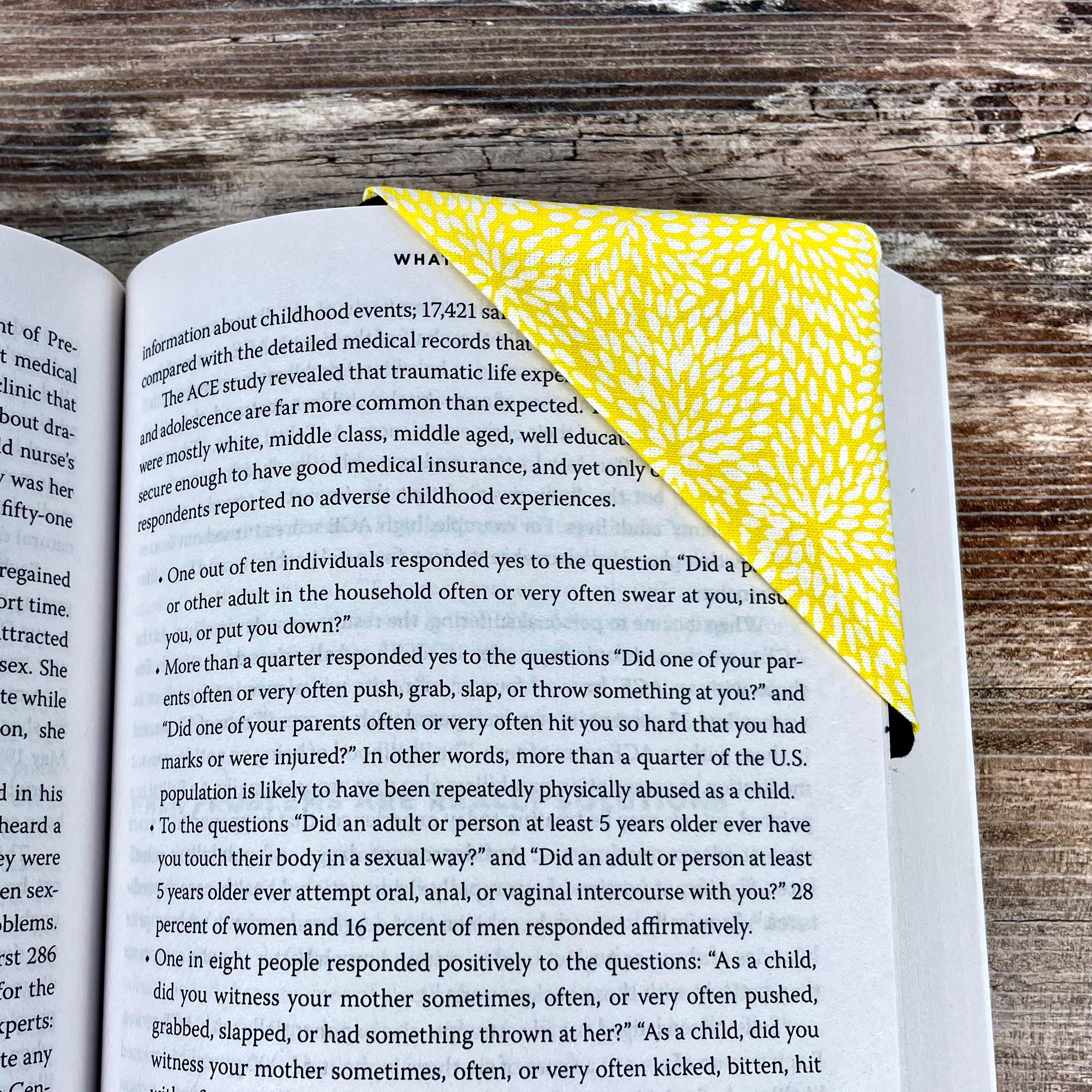 Yellow Floral Bookmark Makes a Thoughtful End of Year Teacher Gift or Thank You Gift for Book Lovers