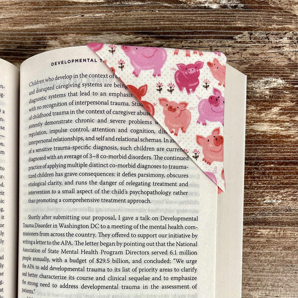 Pig Bookmark for Pig Lovers Makes a Fun Birthday Gift, Secret Santa Gift or Stocking Stuffer