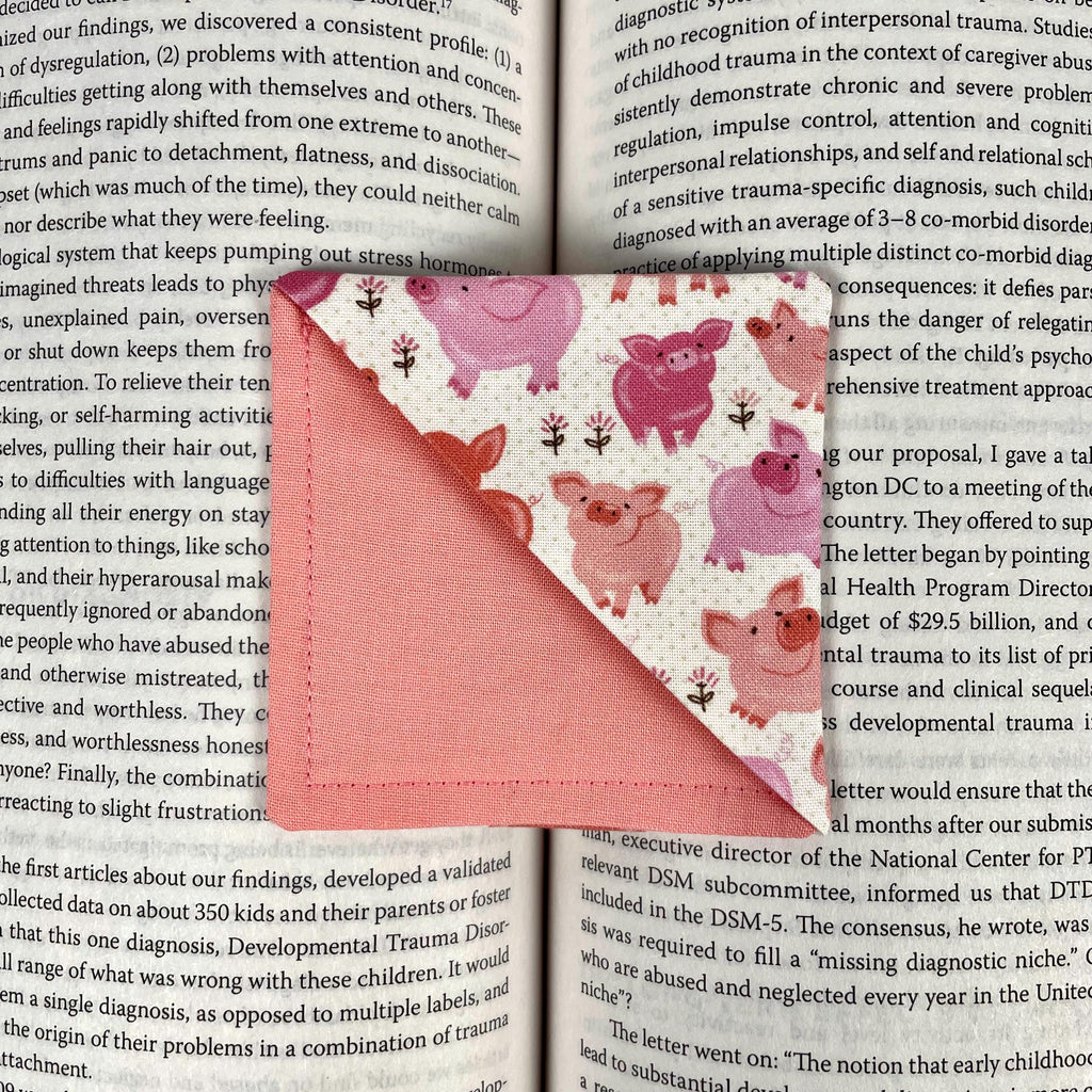 Pig Bookmark for Pig Lovers Makes a Fun Birthday Gift, Secret Santa Gift or Stocking Stuffer