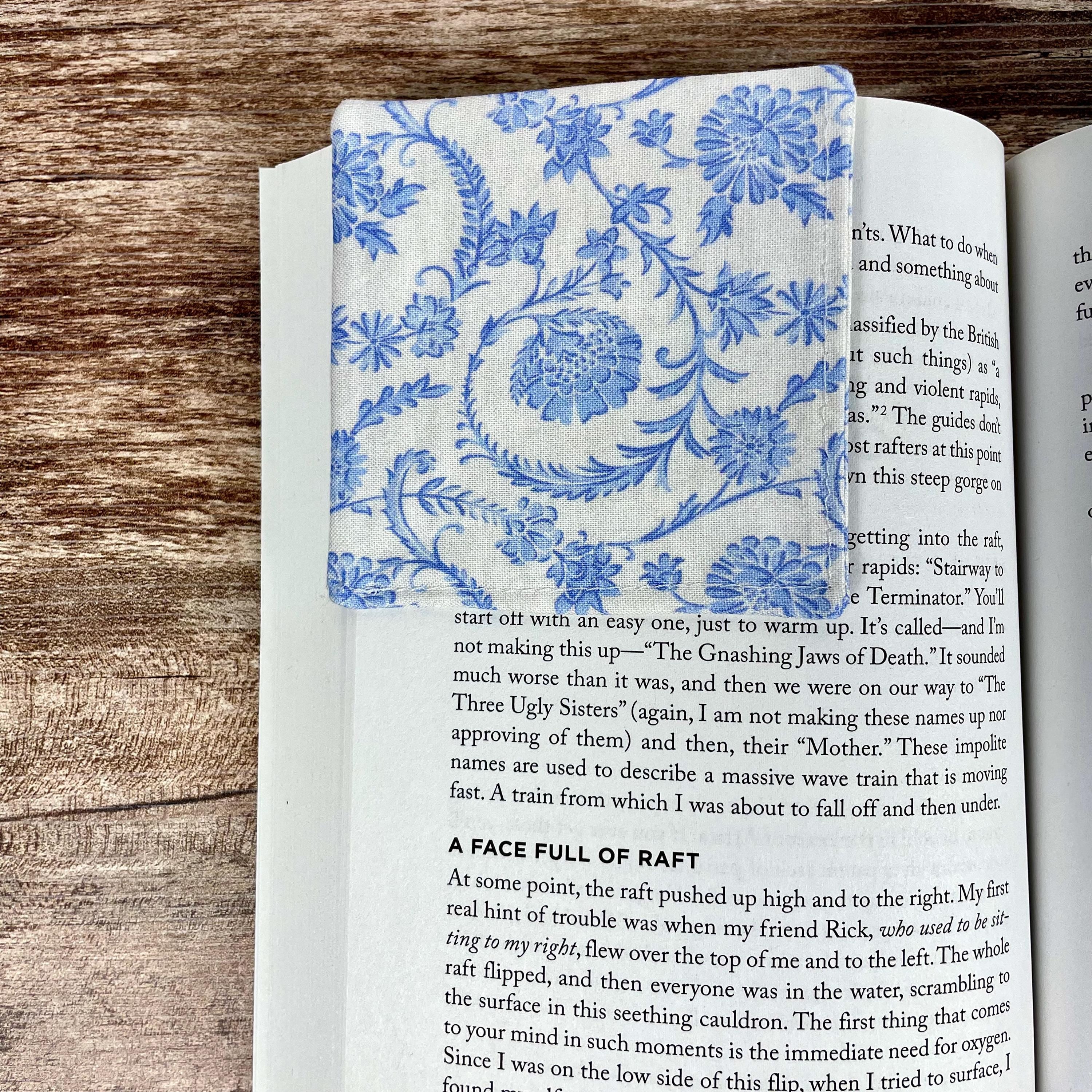Blue Chinoiserie Bookmark Makes a Thoughtful Gift for Book Lovers, Teachers and Book Club Friends