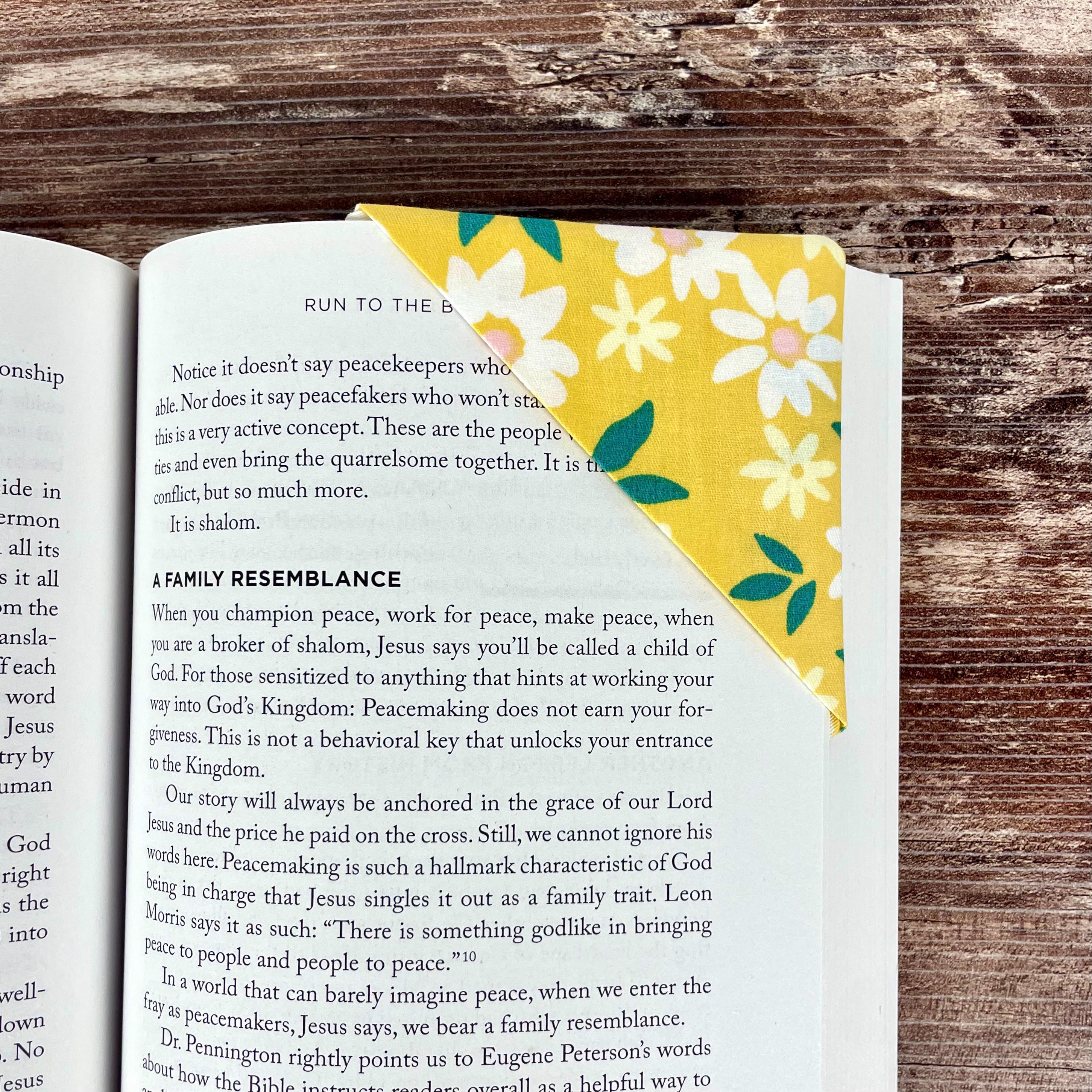 Yellow Daisy Bookmark for Book Lovers Makes a Thoughtful Birthday Gift for Readers or Teachers