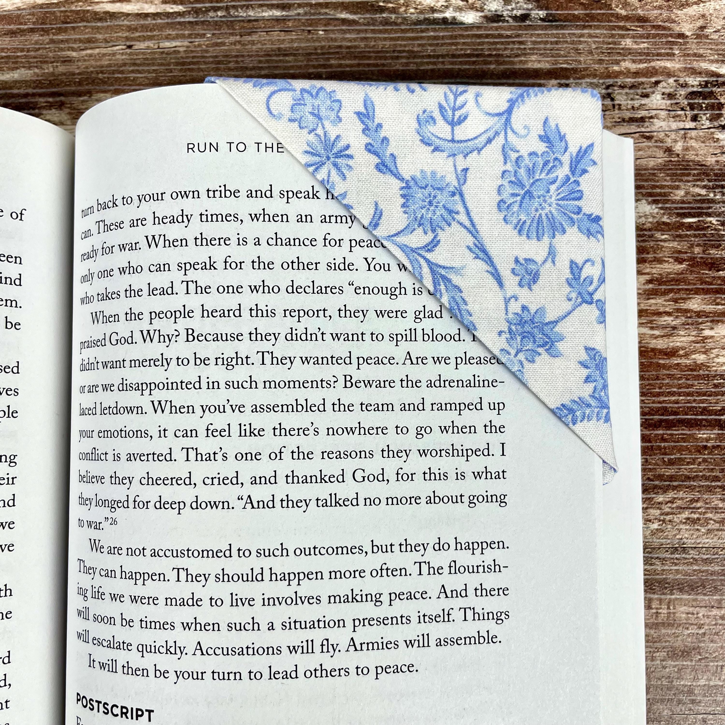 Blue Chinoiserie Bookmark Makes a Thoughtful Gift for Book Lovers, Teachers and Book Club Friends