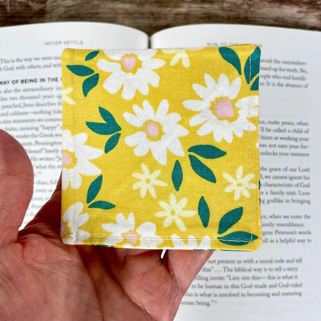 Yellow Daisy Bookmark for Book Lovers Makes a Thoughtful Birthday Gift for Readers or Teachers