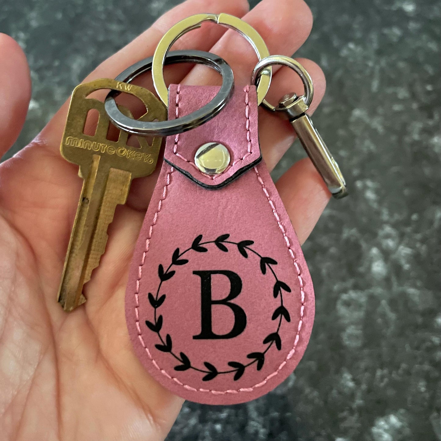 Personalized Keychain | Custom Name Keychain | Monogram Gift | Pet Lover Gift | Everyday Keepsake