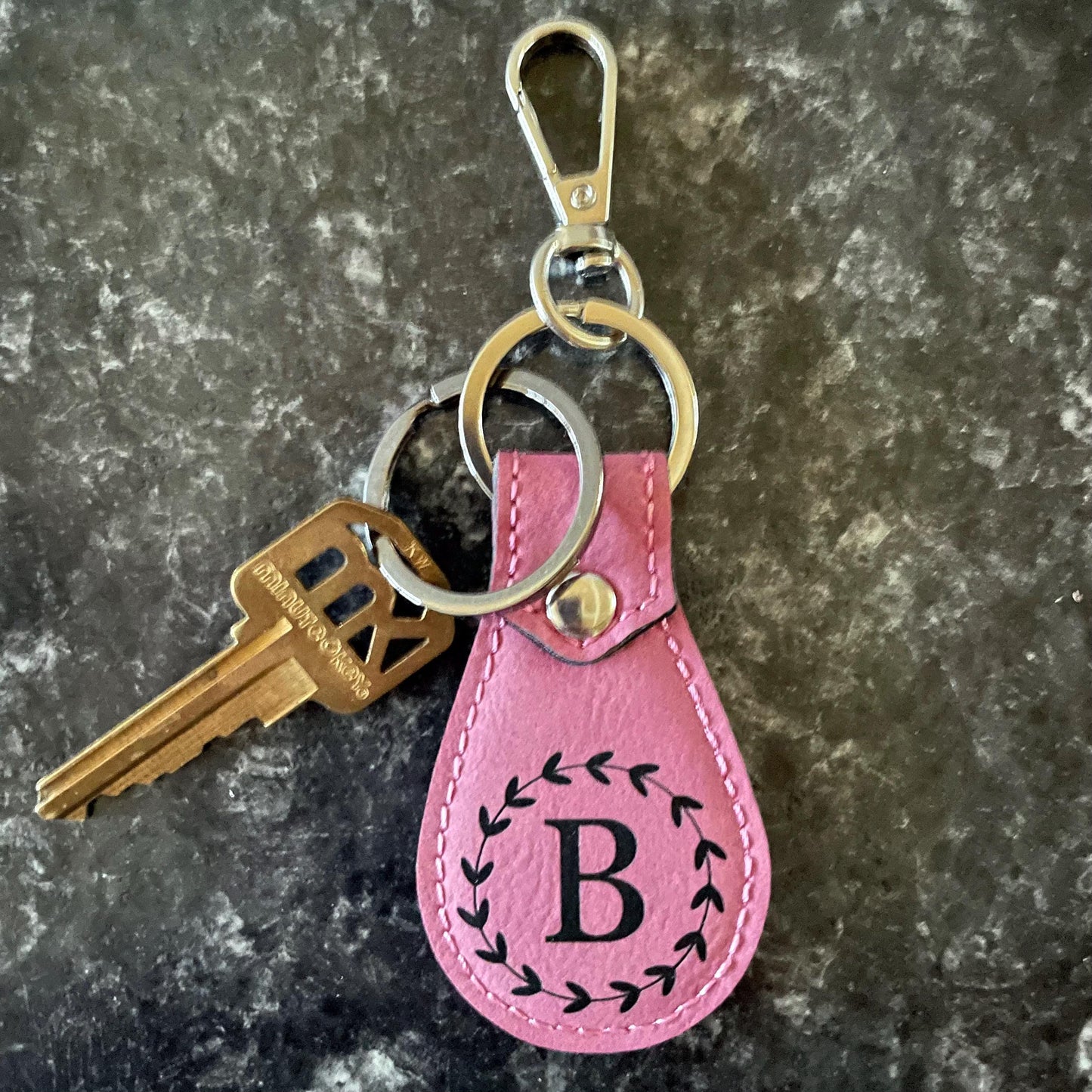 Personalized Keychain | Custom Name Keychain | Monogram Gift | Pet Lover Gift | Everyday Keepsake