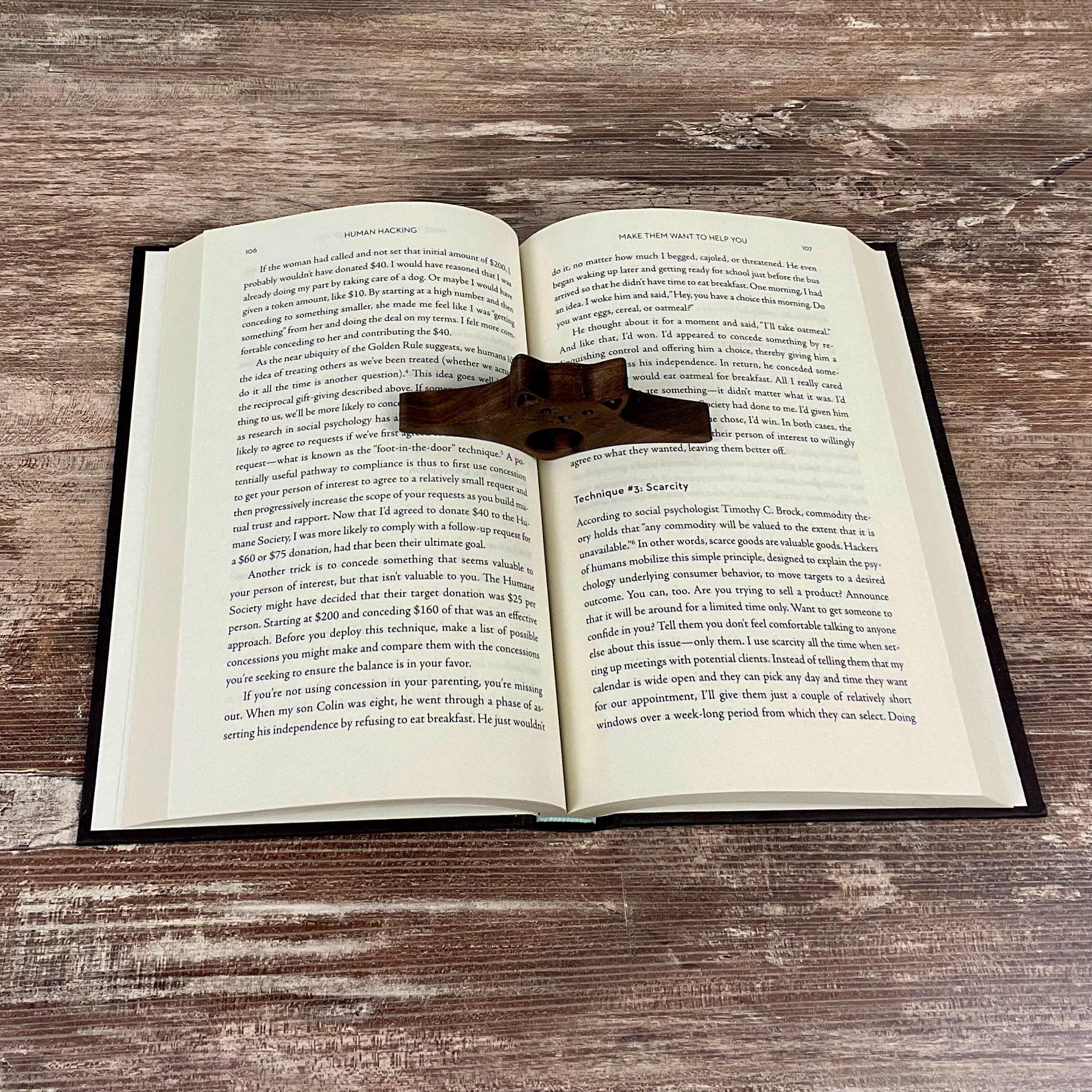Personalized Wooden Thumb Book Holder | Walnut Page Holder | Book Page Holder | Reader Gift | Book Lover Gift | Book Accessory