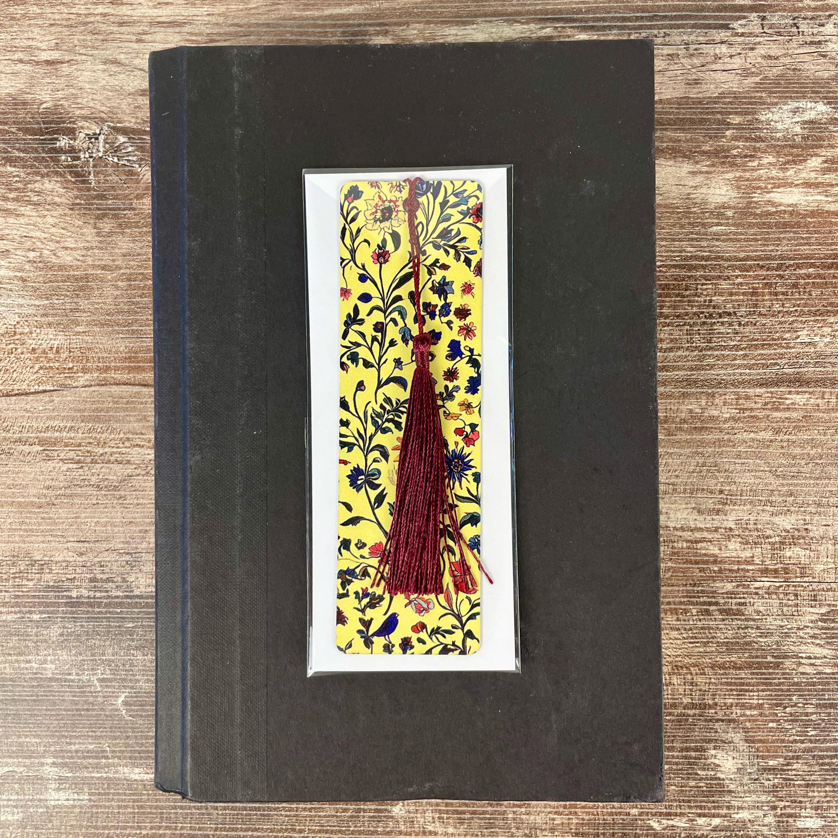 Vintage Botanical Bookmark for Readers, Teacher Gifts, Book Lover Gifts & Stocking Stuffers