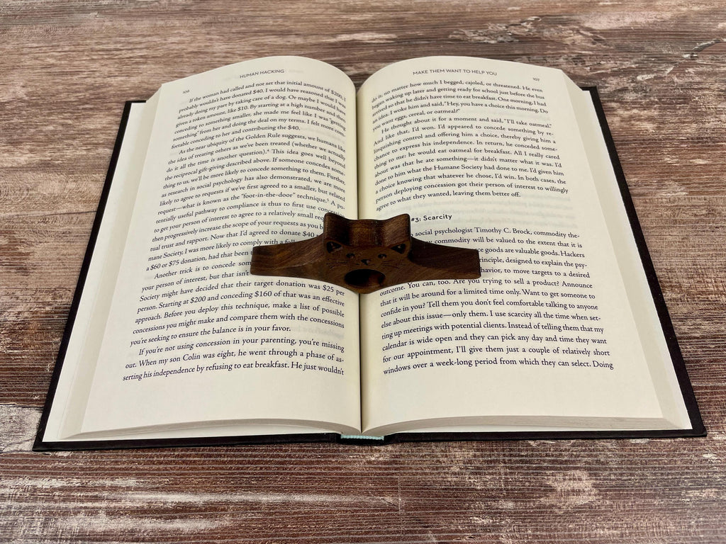 Personalized Wooden Thumb Book Holder | Walnut Page Holder | Book Page Holder | Reader Gift | Book Lover Gift | Book Accessory