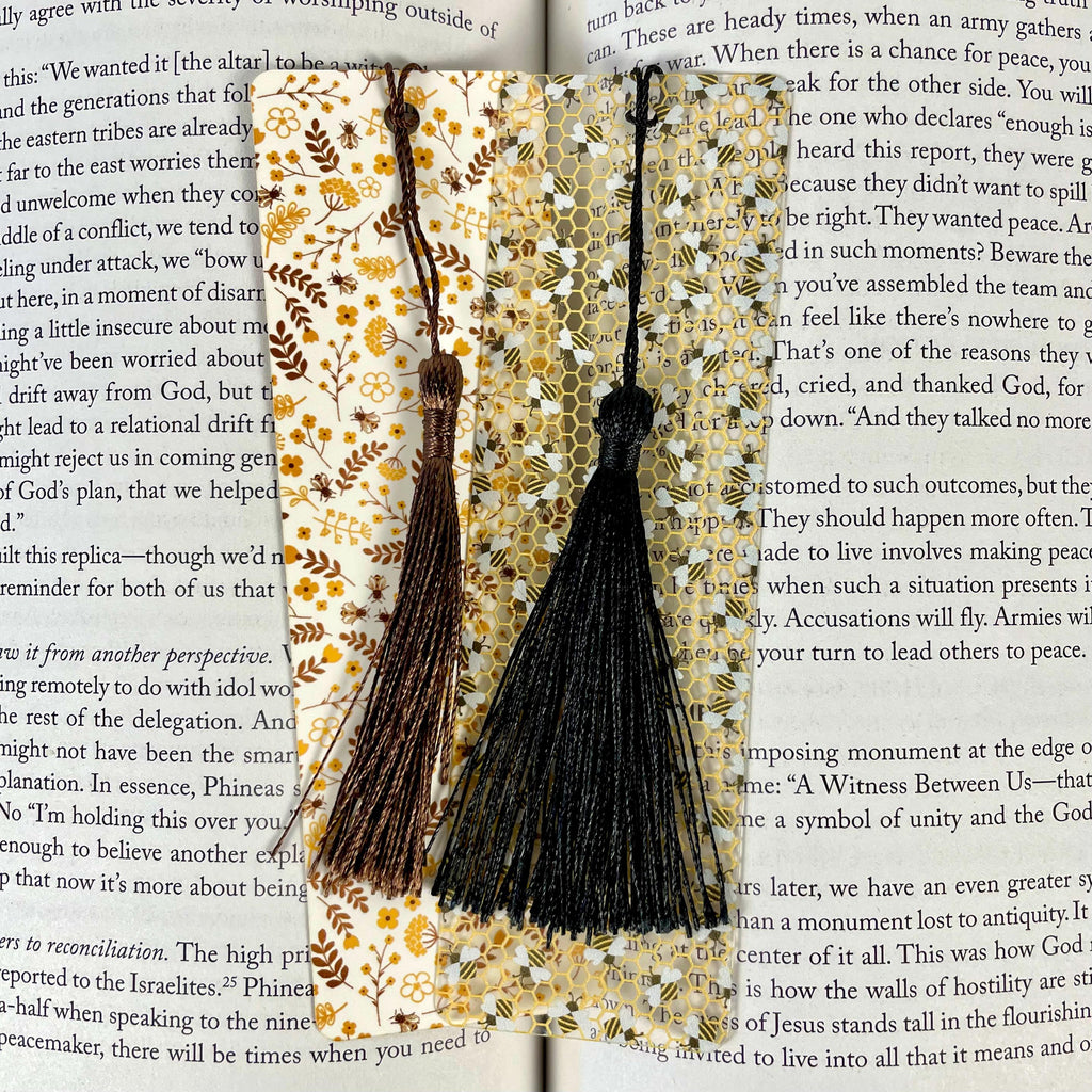 Bee Bookmark Gift Set with Floral Bees and Honeycomb Makes a Sweet Beekeeper Gift, Bee Lover Gift or Stocking Stuffer